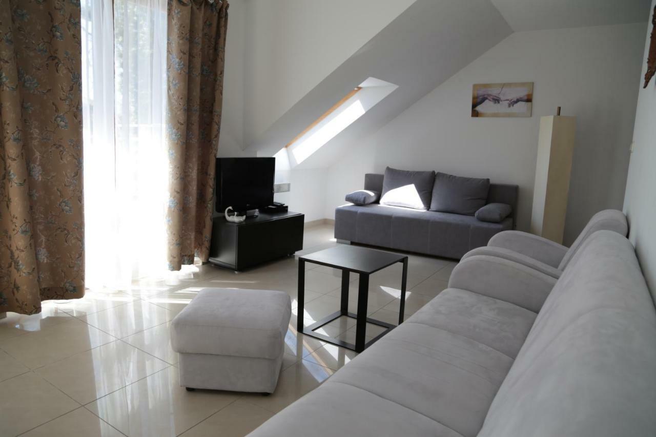 Apartament Ams A12 Apartment Ревал Екстериор снимка