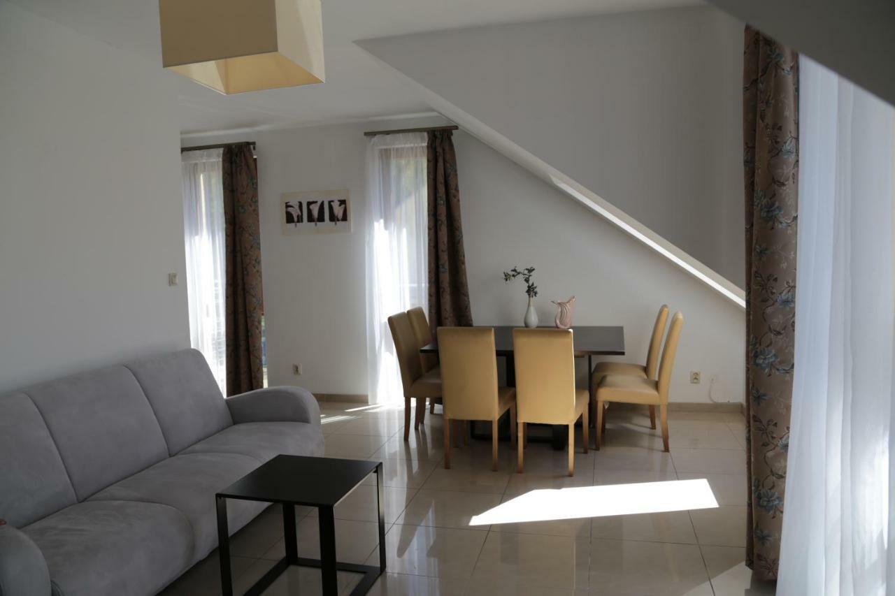 Apartament Ams A12 Apartment Ревал Екстериор снимка